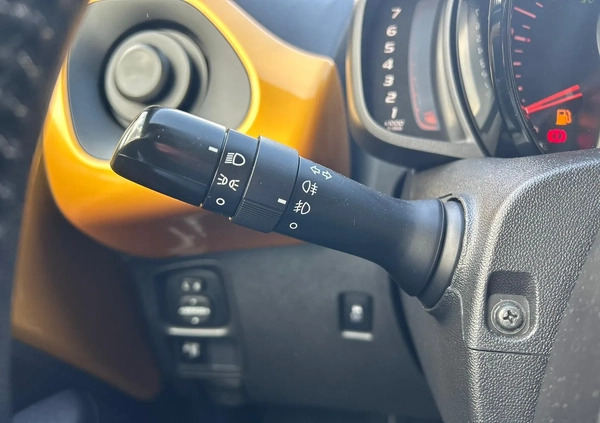 Peugeot 108 cena 36900 przebieg: 17000, rok produkcji 2018 z Siemianowice Śląskie małe 352